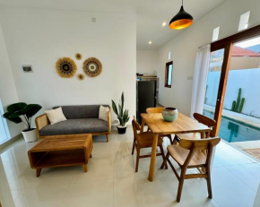 Lily House Cozy 2 bedrooms Villa with Pool in Bukit